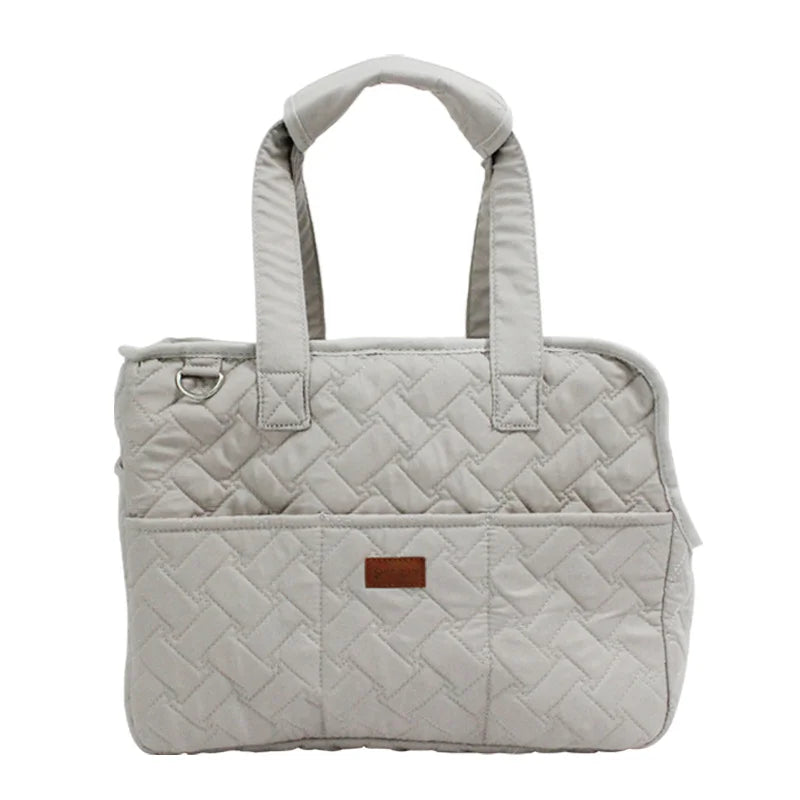 Color: Gris