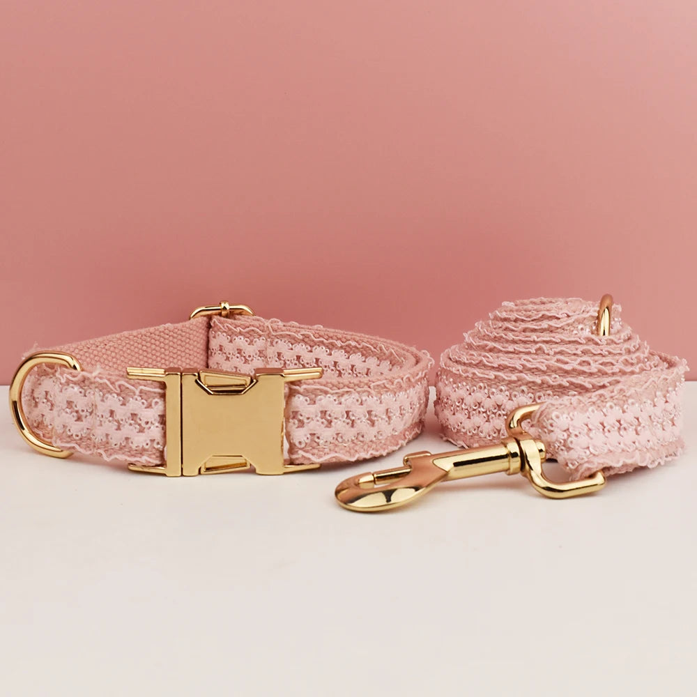 Set de Collar y Arnés de Encaje Rosa Personalizable