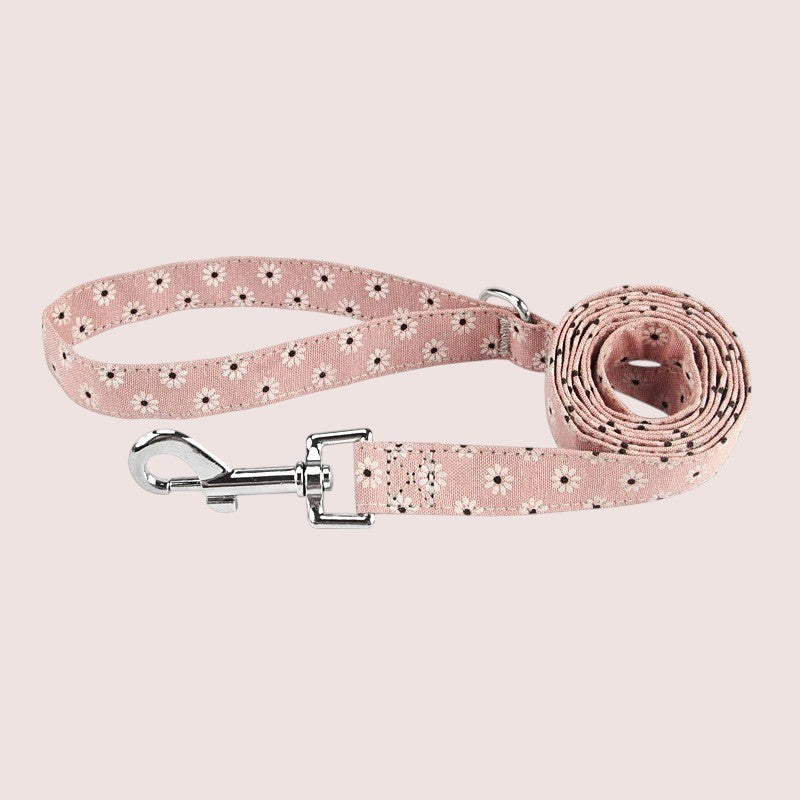 Correa para Perros con Estampado Floral – ¡Estilo, Seguridad y Comodidad en Cada Paseo! 🌸
