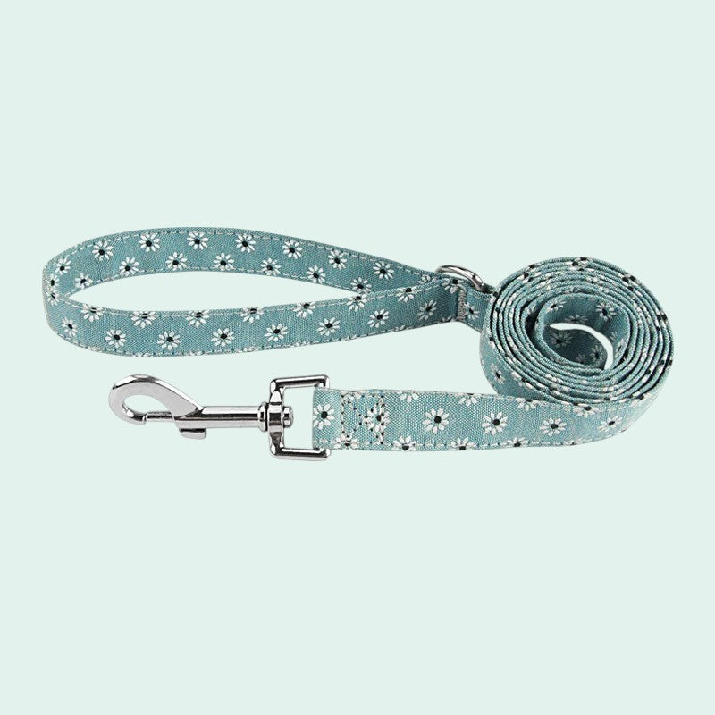 Correa para Perros con Estampado Floral – ¡Estilo, Seguridad y Comodidad en Cada Paseo! 🌸