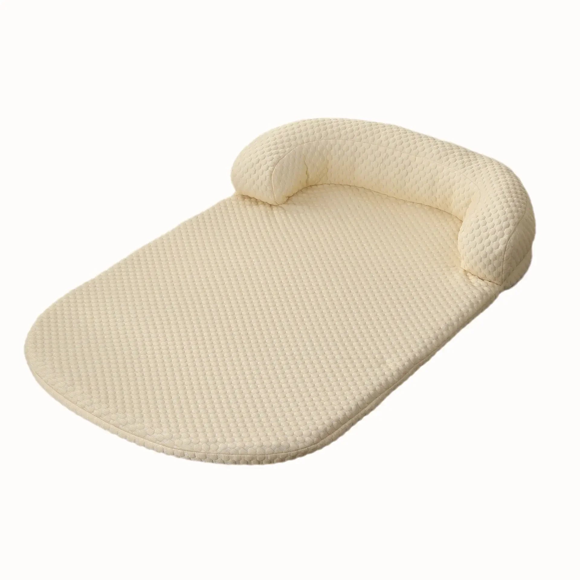 Cama Refrescante de Verano: Confort y Estilo Beige